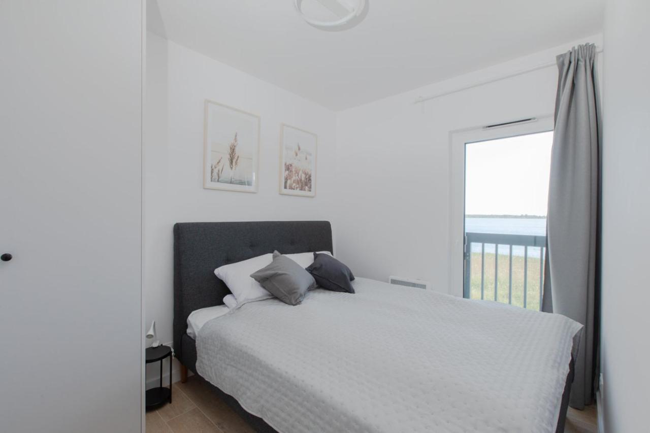 Apartament Grafitowy By Major Domus Club Дзивнув Экстерьер фото